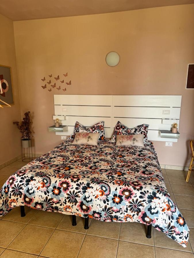 Agriturismo Corte San Girolamo Мантова Екстериор снимка